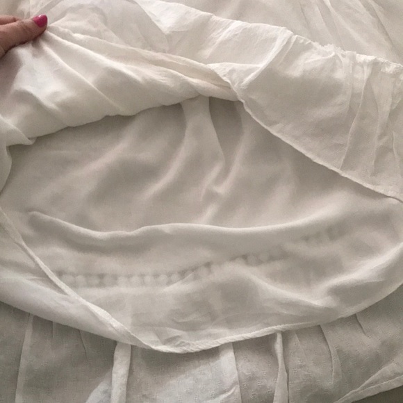 White dress - Picture 6 of 6